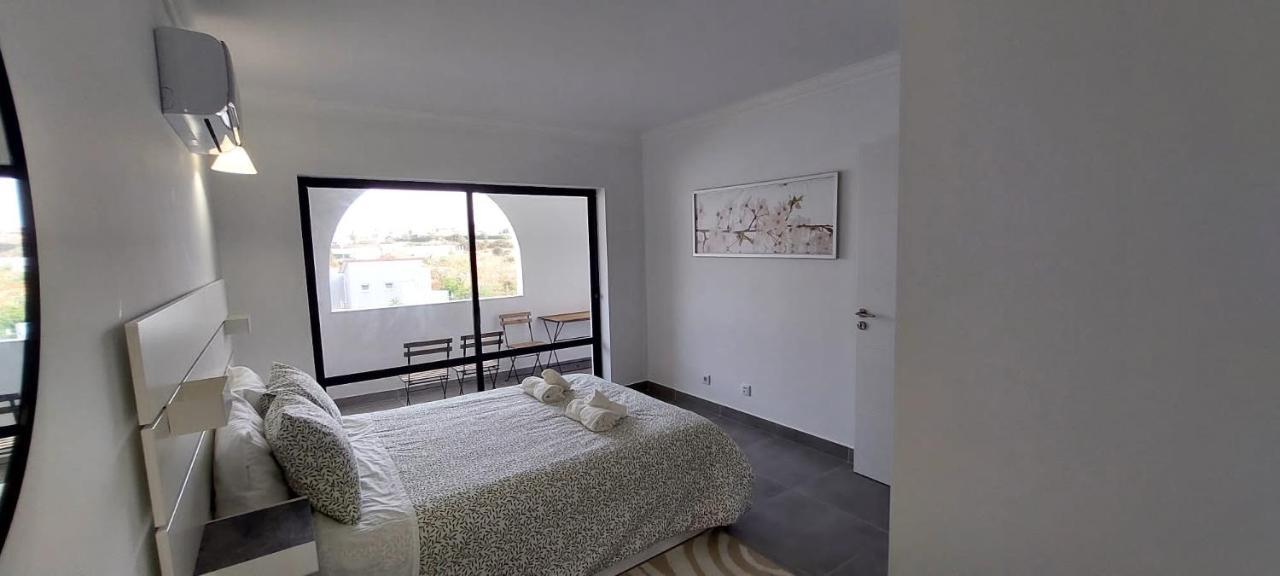 Enjoy Pool, Beach And More At This Nice Apartment Only 3 Minutes From Mareta'S Beach Sagres Esterno foto
