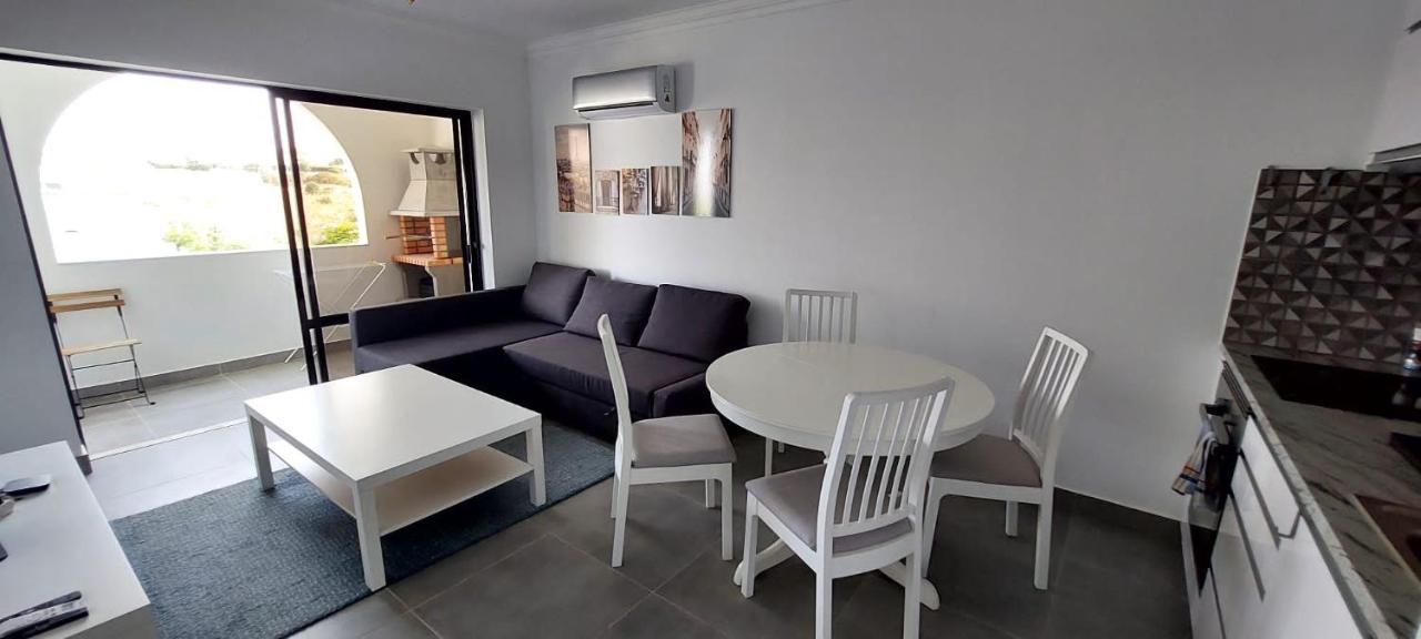 Enjoy Pool, Beach And More At This Nice Apartment Only 3 Minutes From Mareta'S Beach Sagres Esterno foto